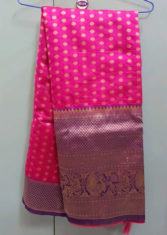 Vibrant Pink Silk Saree with Intricate Weave