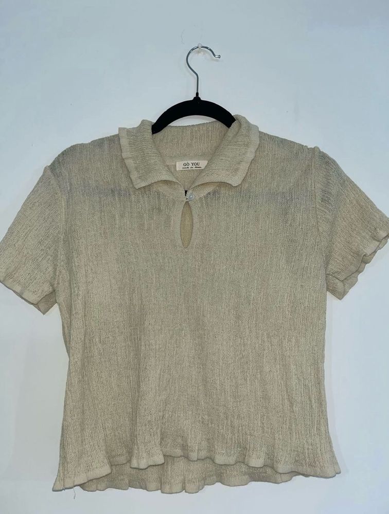 Textured Collared Short Sleeve Top