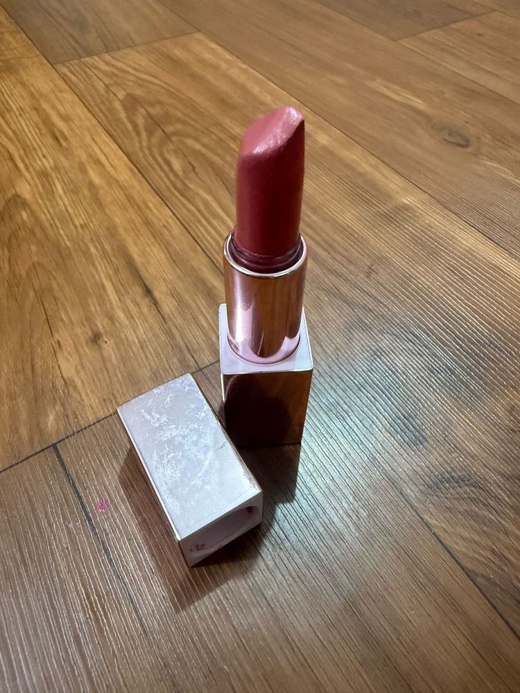 Too faceted rose  Pink Lipstick