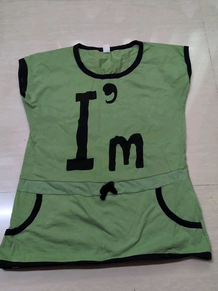 Cute Green 'I'm' T-Shirt top
