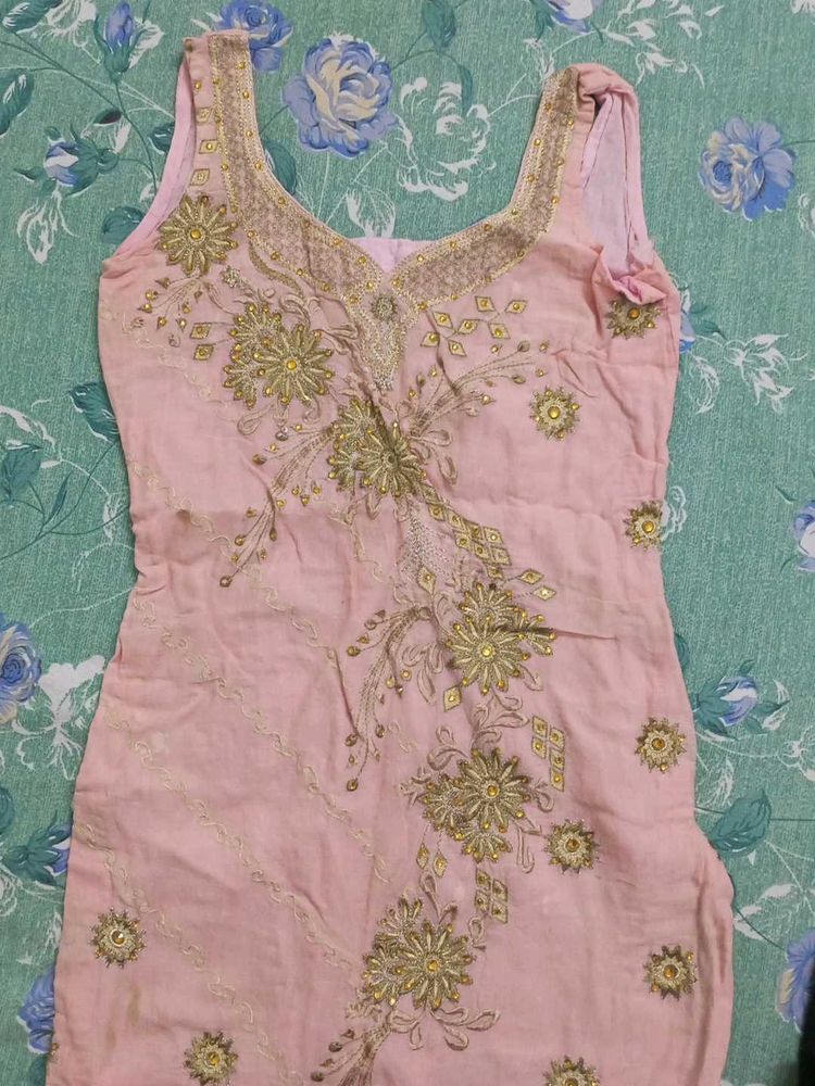 Embellished Pink Sleeveless Blouse