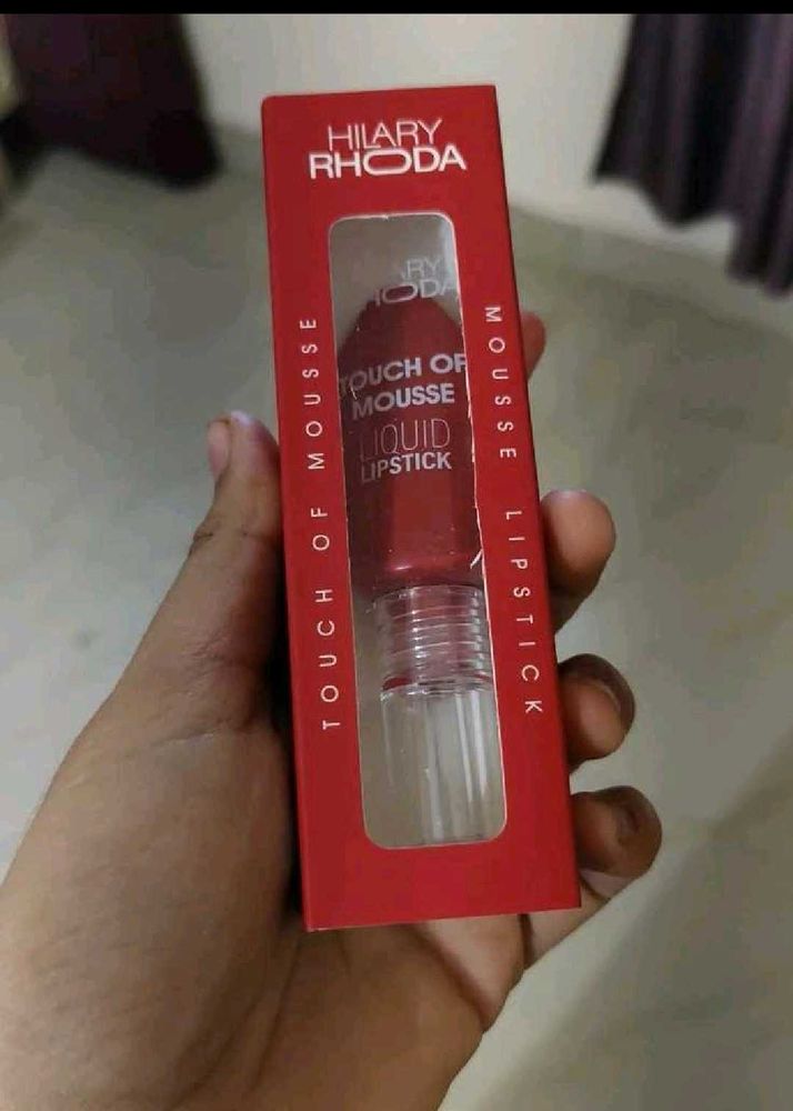 Hilary Rhoda mousse Liquid Lipstick