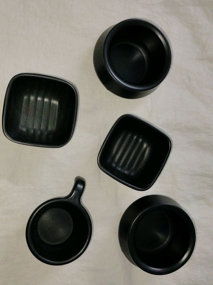 5 pieces Peanut ,pickles And Chutney Bowls
