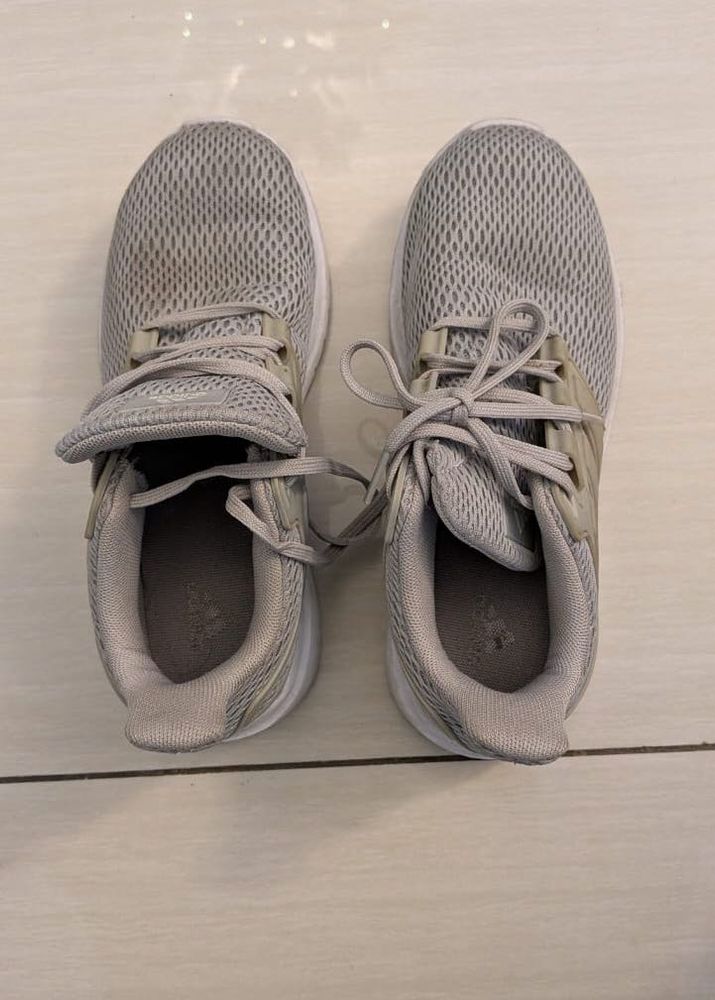 Women Adidas Ultimashow Running Shoes