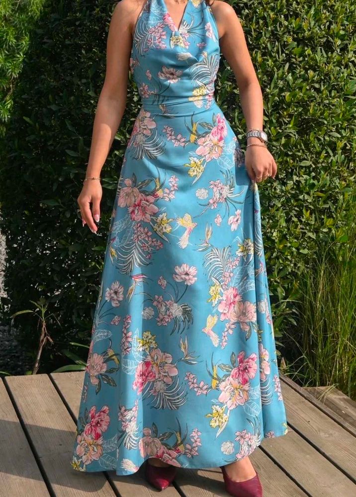 Halter Neck Maxi Dress
