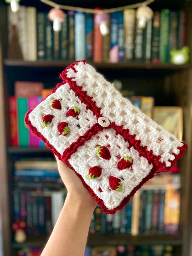 Crochet Book Sleeve