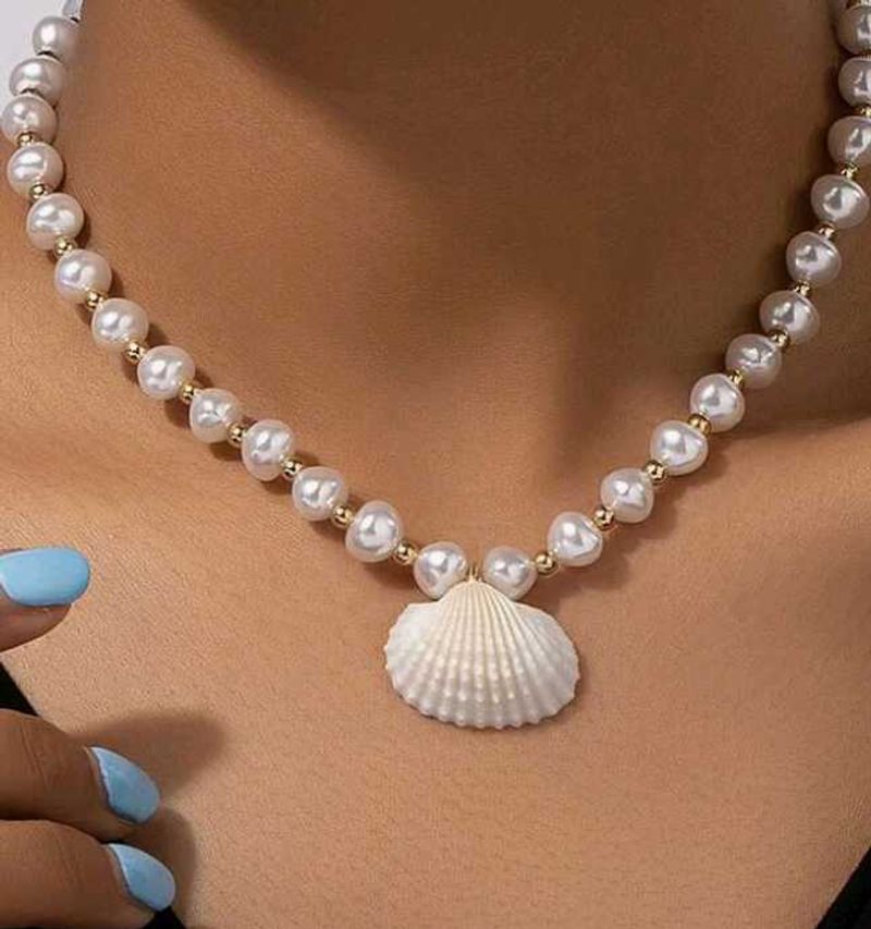 Pearl Shell Necklace