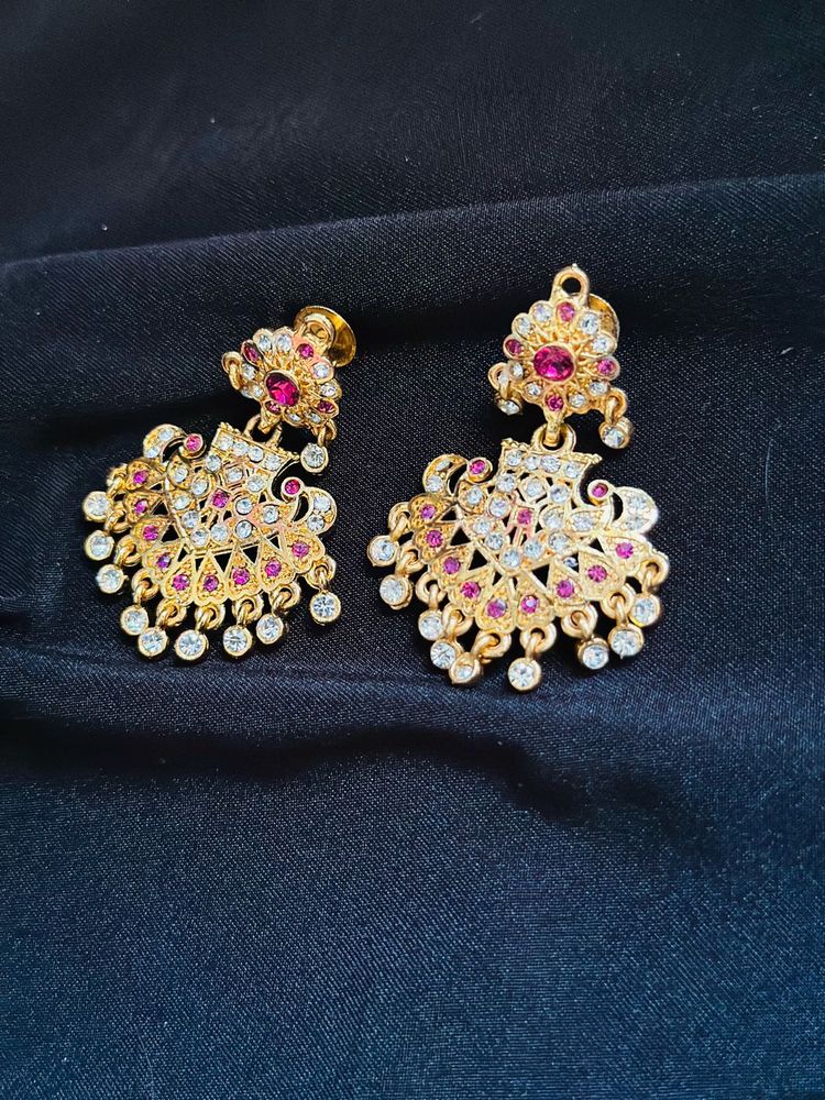 vintage Exquisite Gold-Plated Dangle Earrings