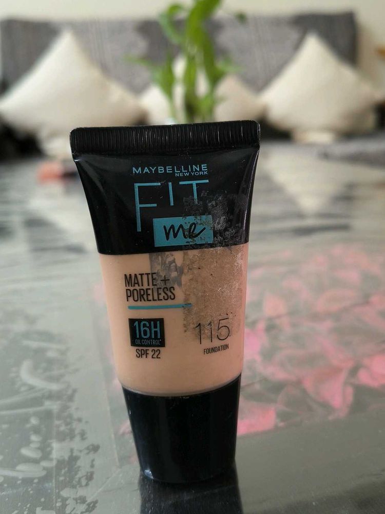 Maybelline Fit Me Matte + Poreless Foundation