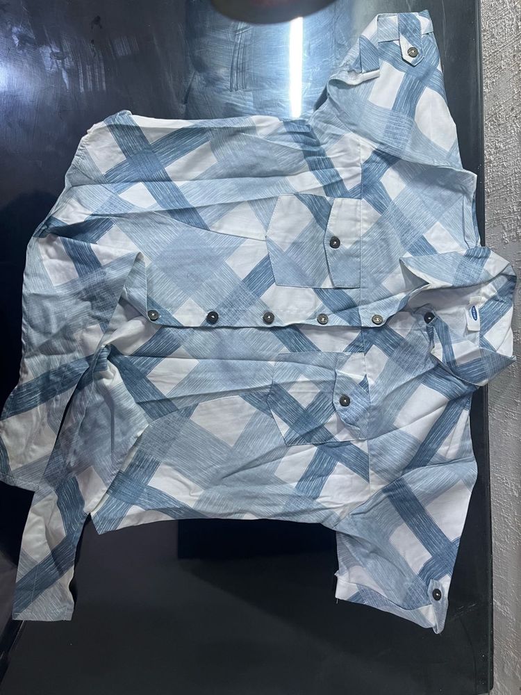 Stylish Blue &amp; White Plaid Shirt
