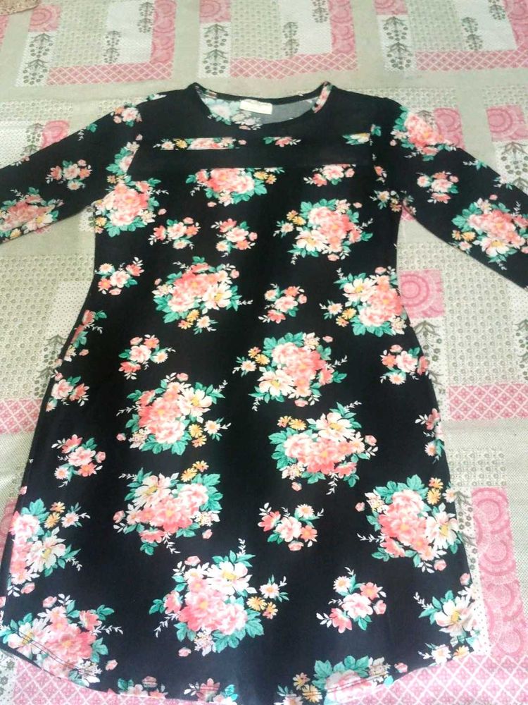 Floral Print Black Dress  beautiful 🤩 new dres