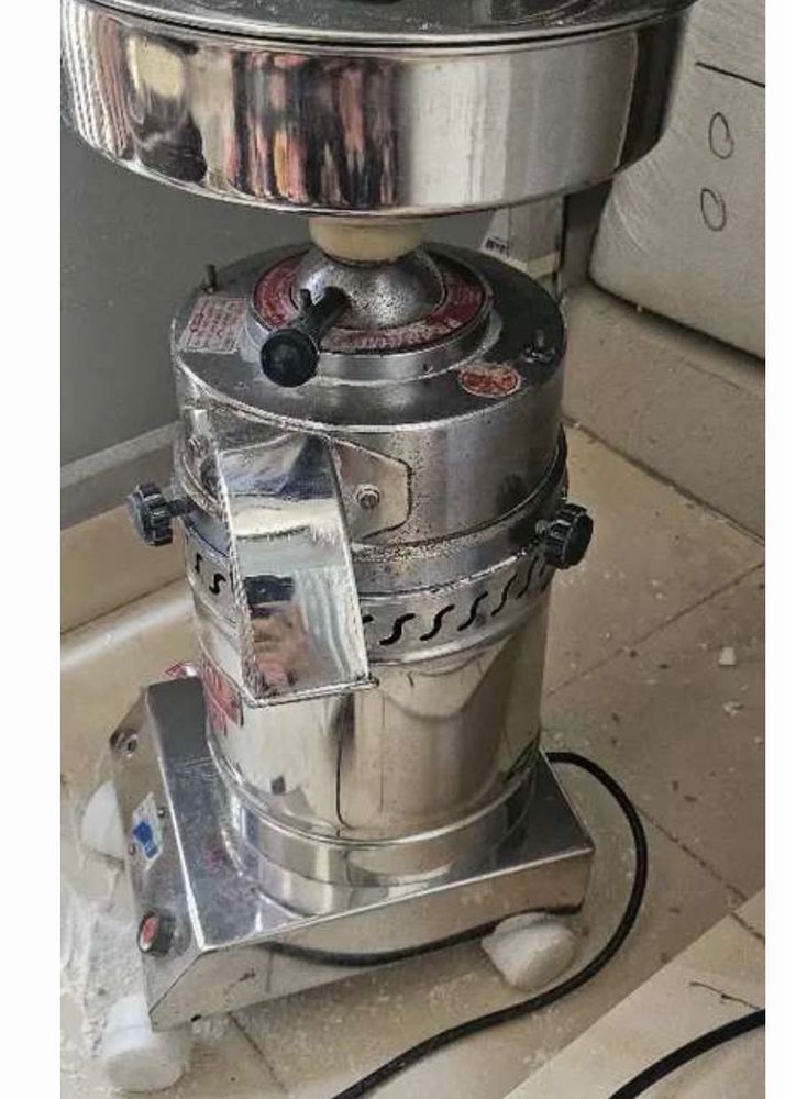 Commercial Grinder Machine