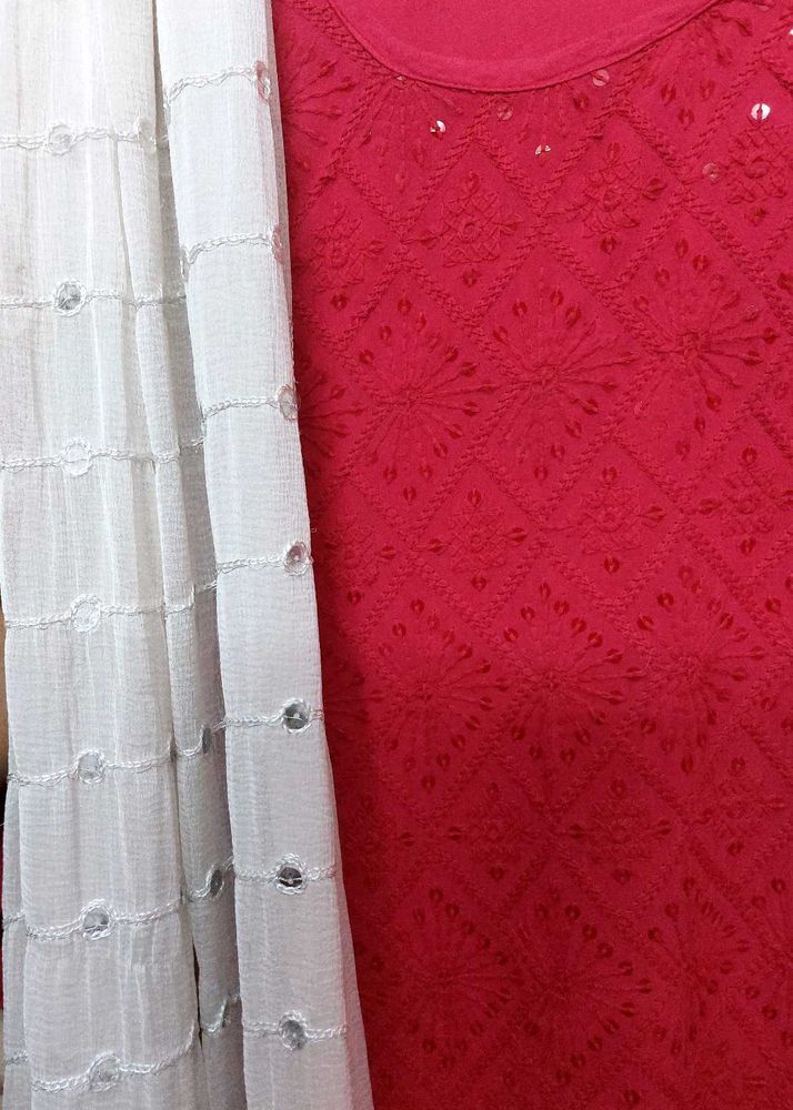 Chikankari kurti with dupatta And gift earrings