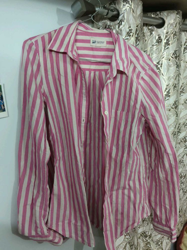 Gap Pink Striped Button-Up Shirt
