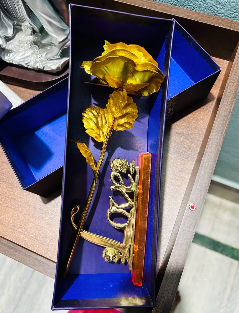 Gift item