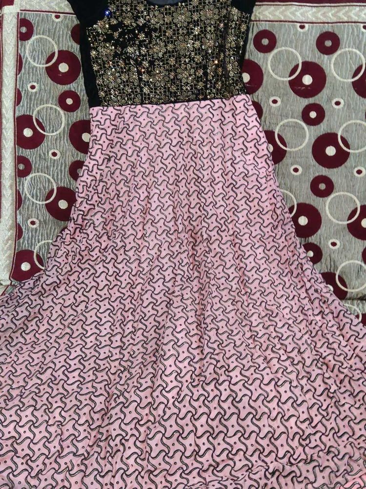 Stunning Pink Ethnic Gown