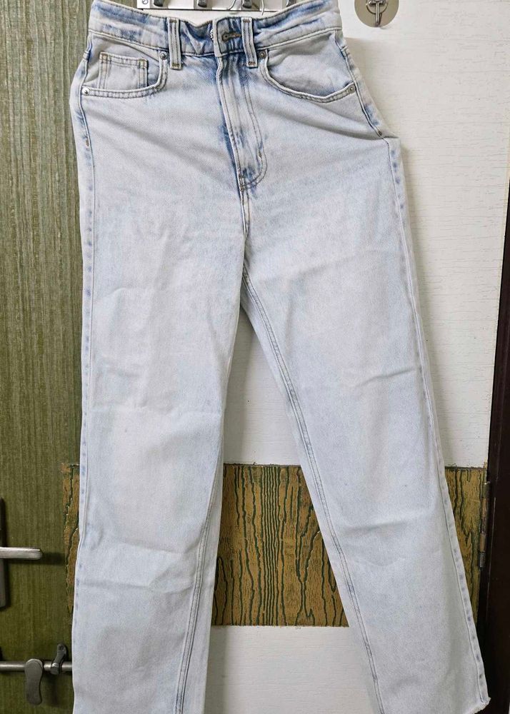 Light Wash Denim Jeans