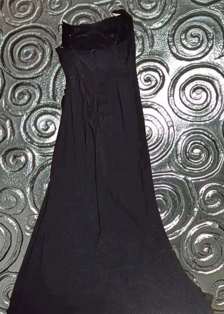 Elegant Black Maxi Dress