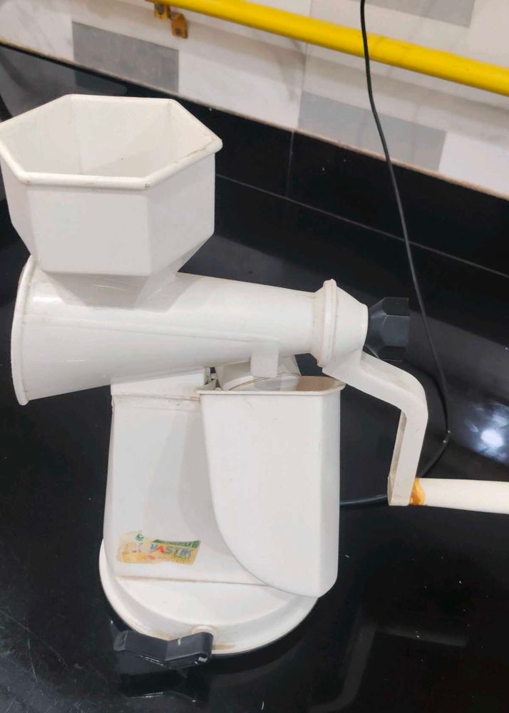 Manual Juicer and Squeezer