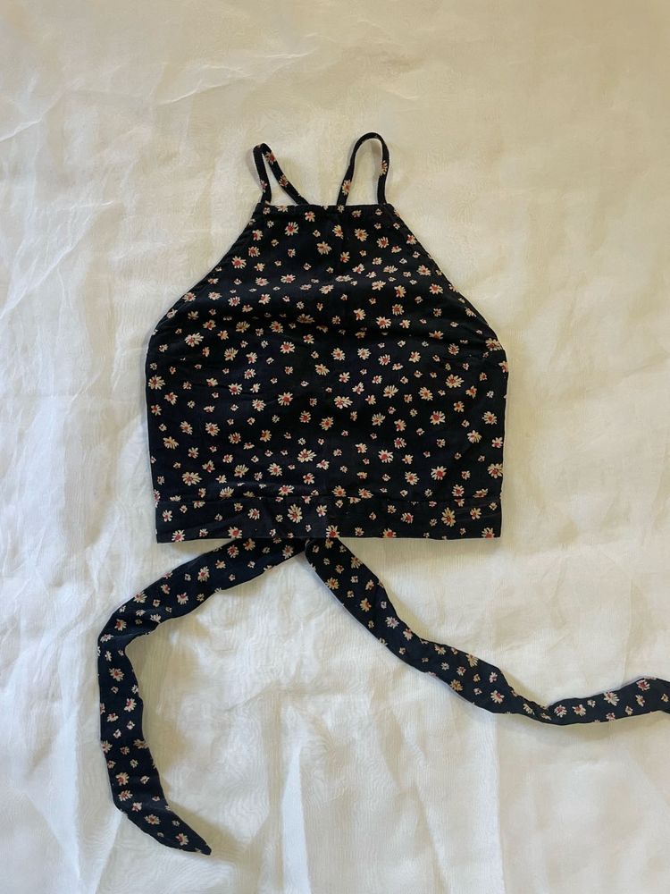 Floral Halter Neck Crop Top