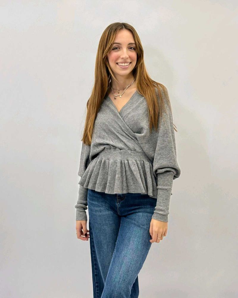 Vintage Vero Moda Classic Grey Wrap Knit Pullover
