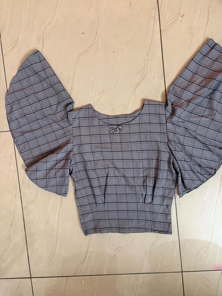Chic Plaid Flare Sleeve Top