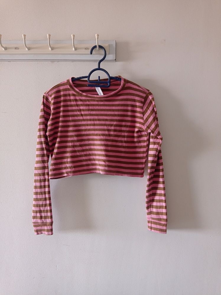 New Pink Crop Sweetshirt