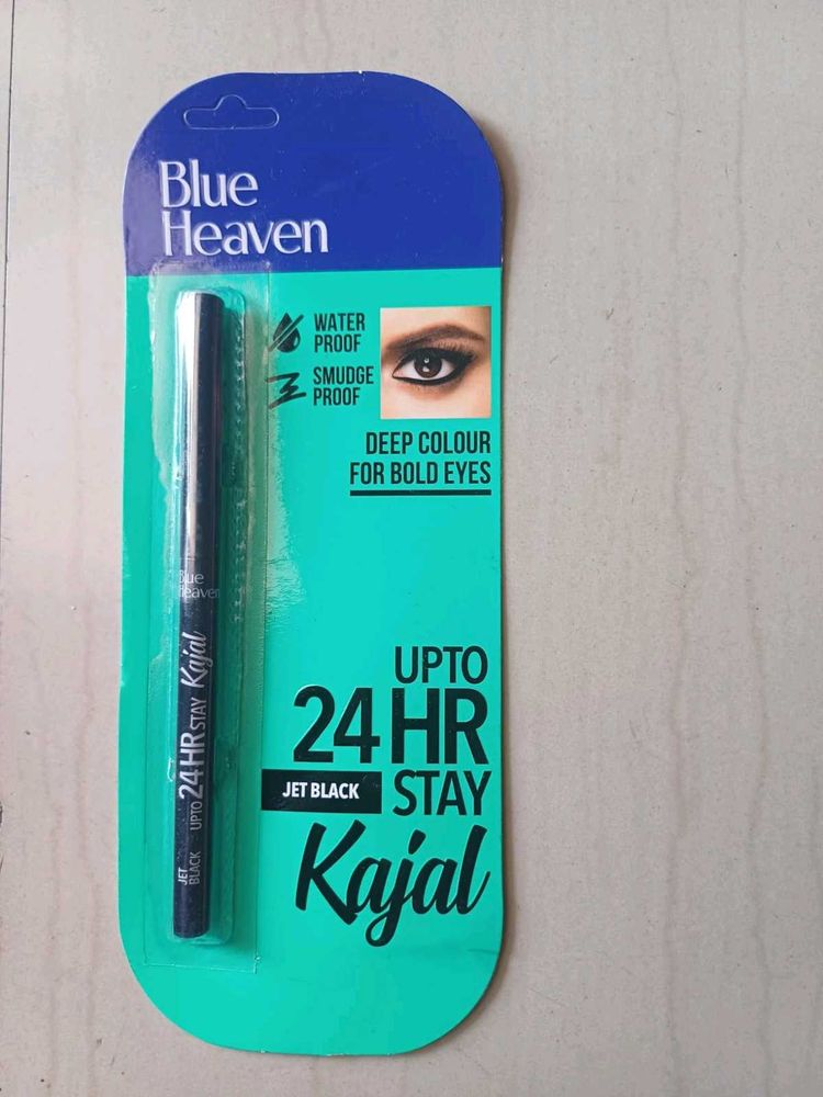 Blue Heaven 24Hr Stay Matte Pencil Kajal Black Wat