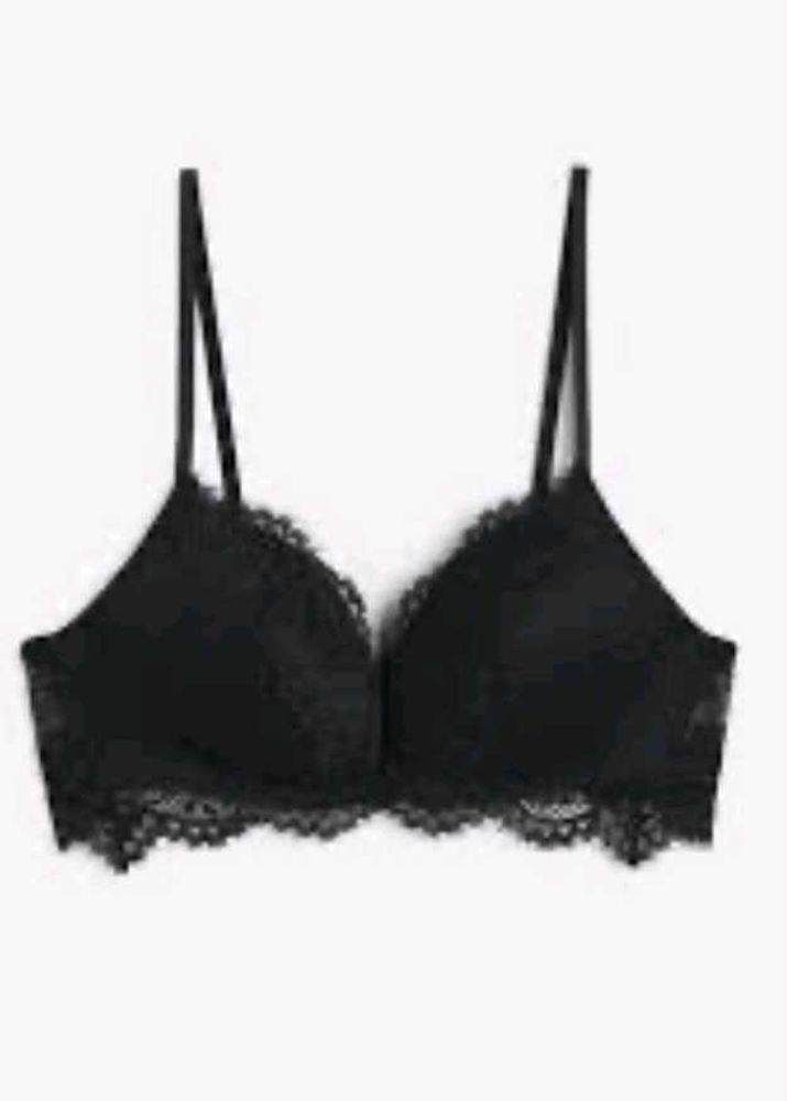 Black Lace Non Wired Push-up Bra