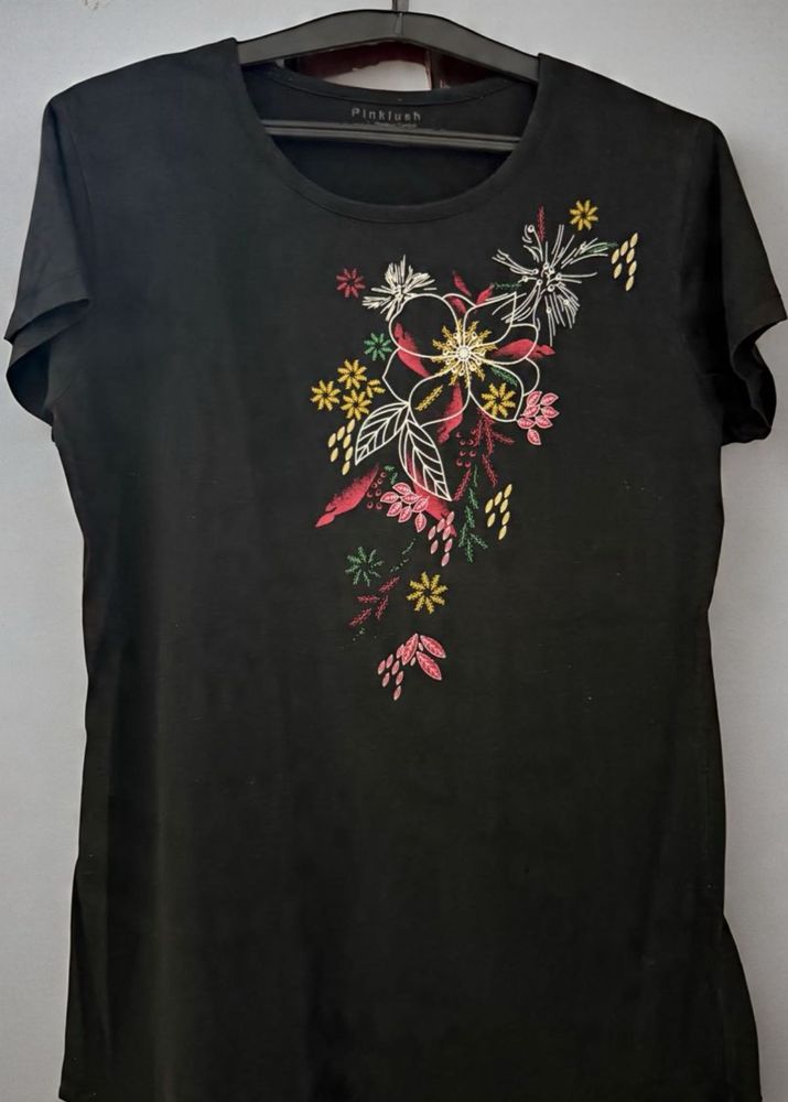 Floral Embroidered Tee