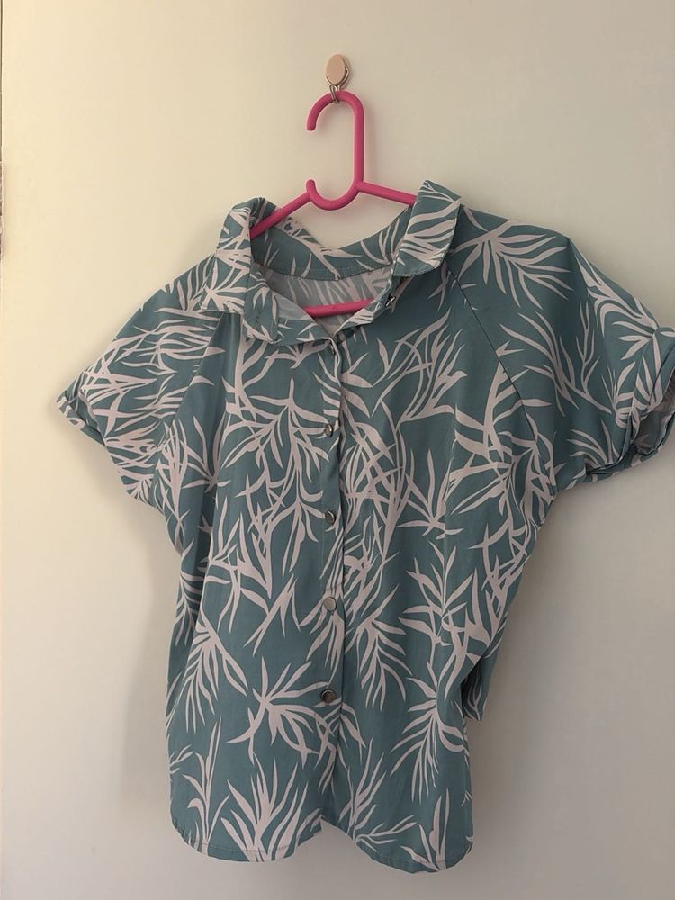 crop Short Sleeve Leaf Print Button-Up Shirt