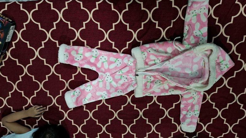 Cute Bunny Woolen Set.