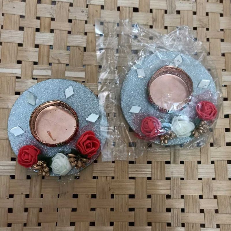 Festive T-light Candle Holder Set