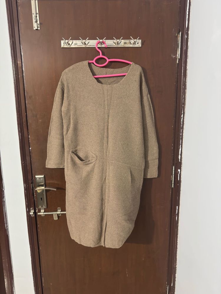 Cozy Knit Midi Dress with Pockets