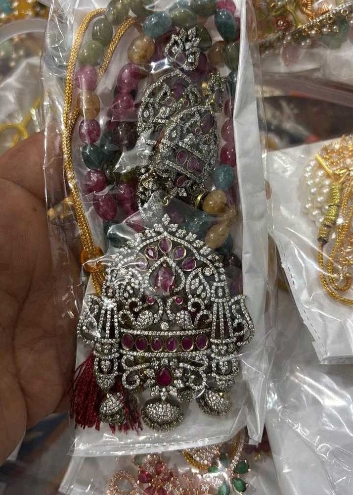 Exquisite Kundan &amp; Ruby Necklace Set