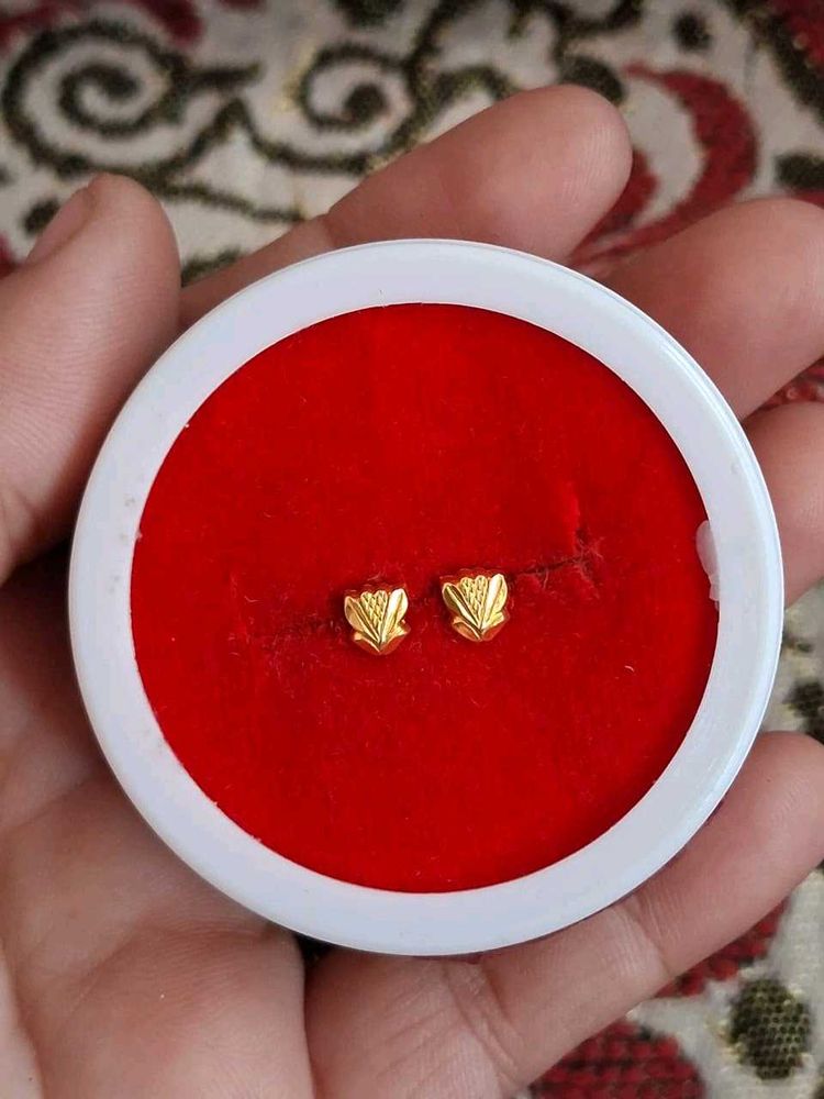 Cute Gold Stud Earrings