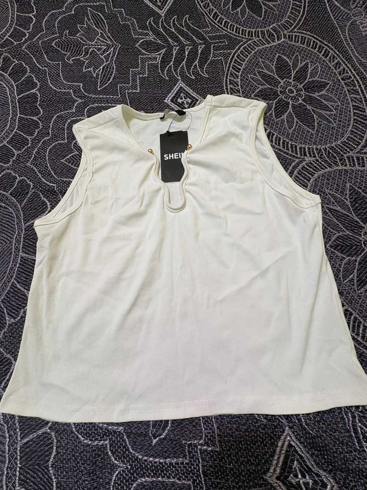 SHEIN Cream Halter Neck Sleeveless Top