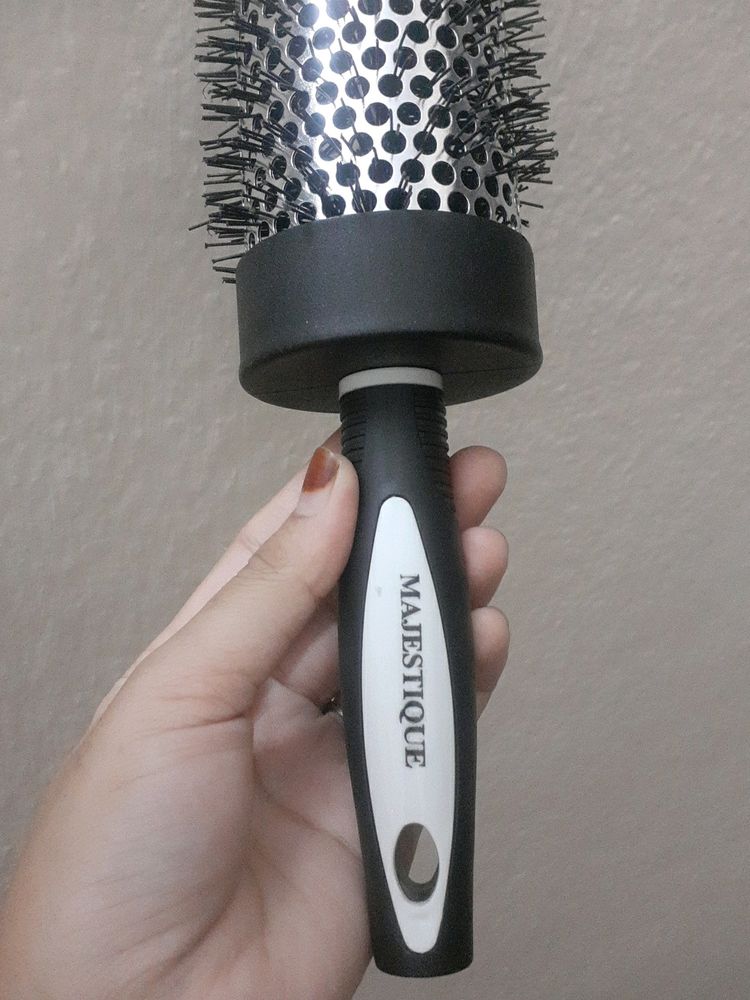 Majestique Blow Dry Comb