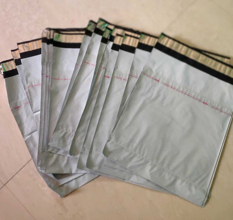 30 Shipping Bags With Pod