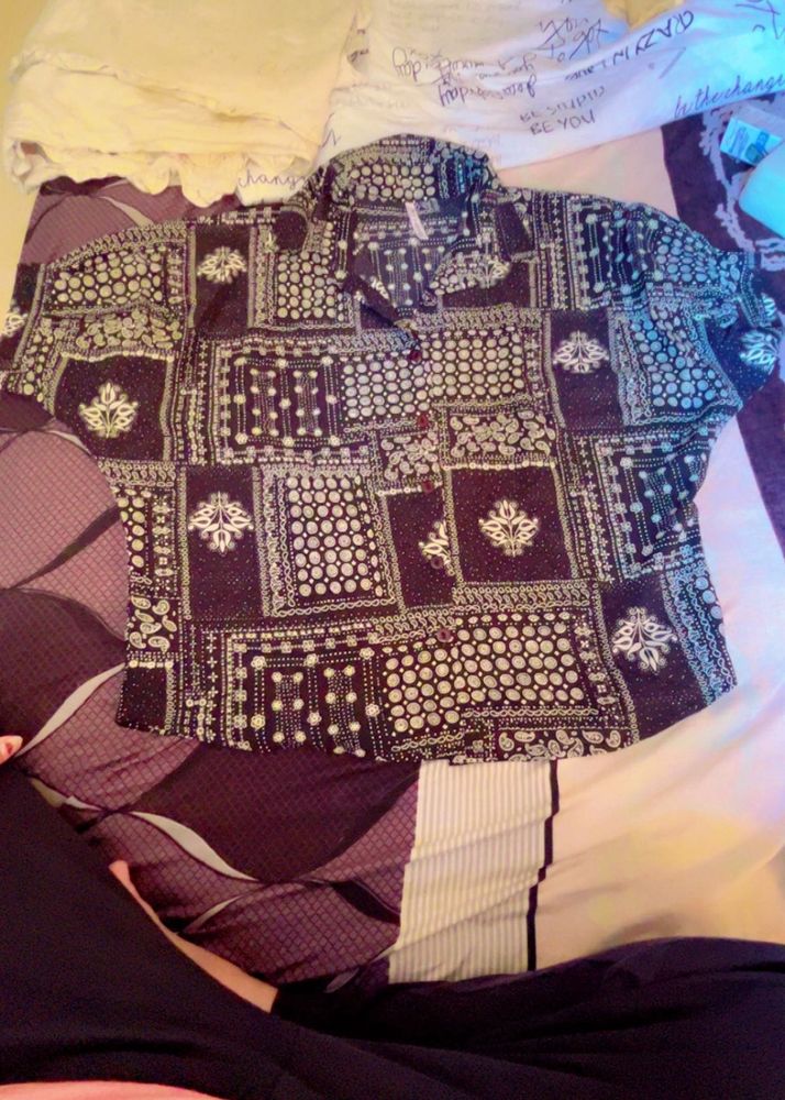 Stylish Printed Button-Up Shirt