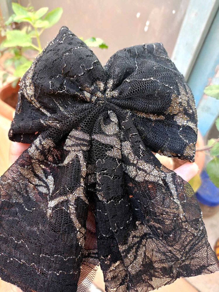 Black Bow