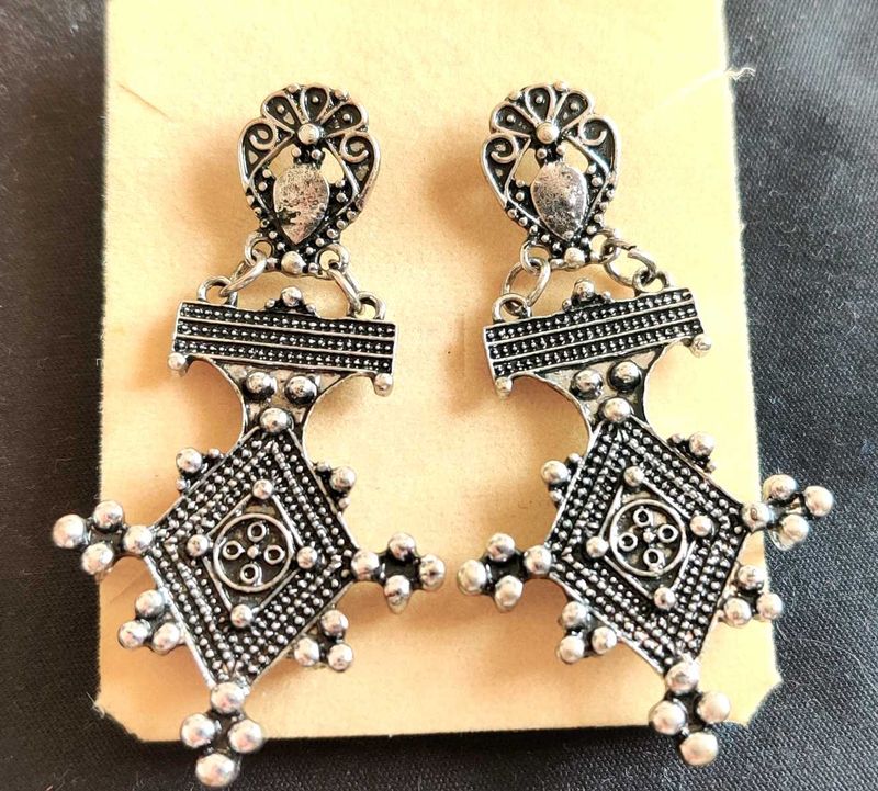 SilverOxidized Earring Silver Plated