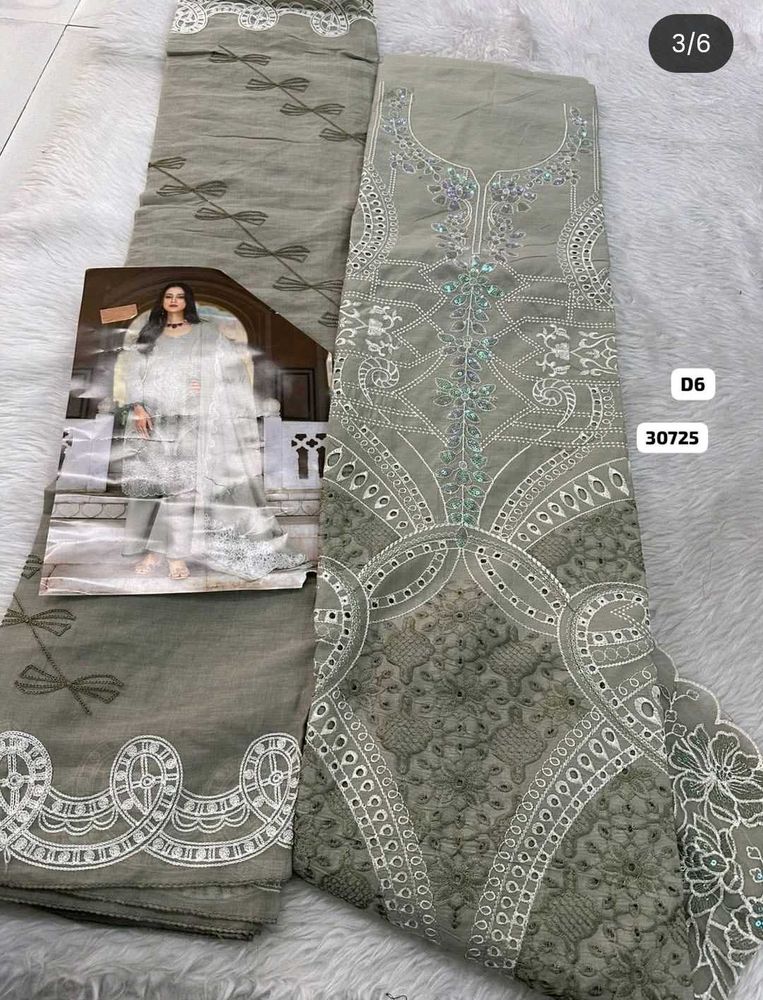 Designer Pakistani Suit
