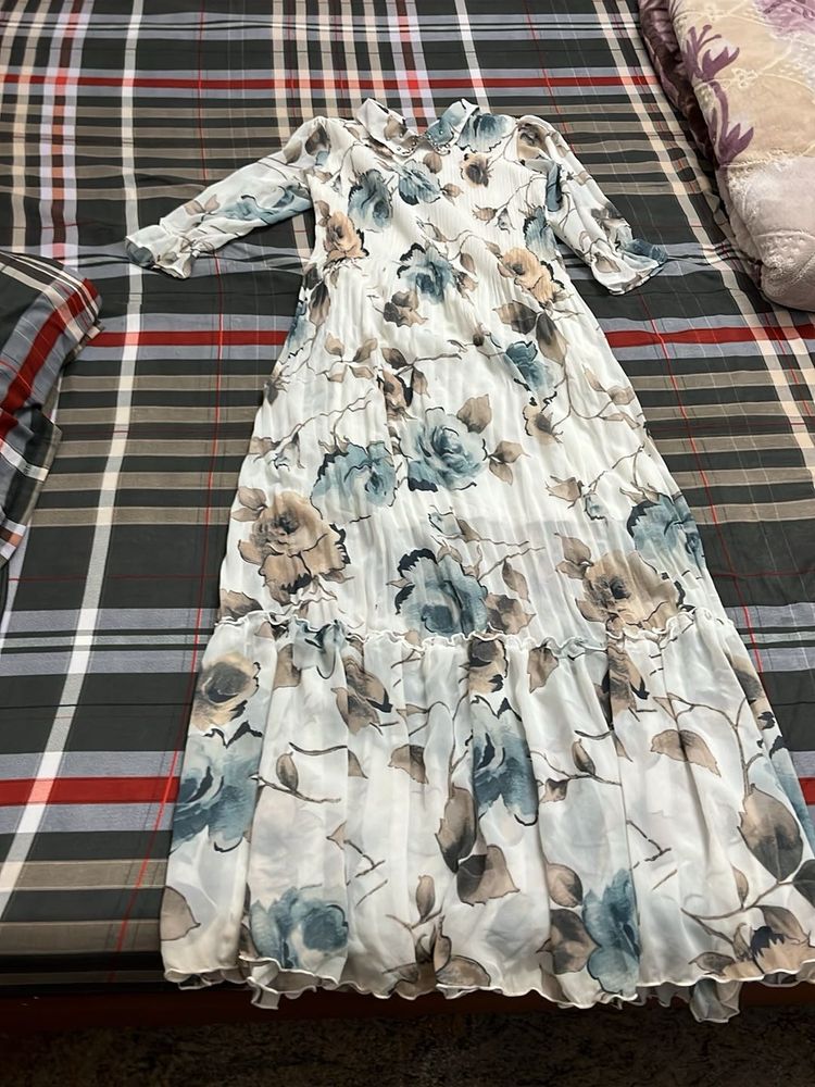 Ethnic gowns