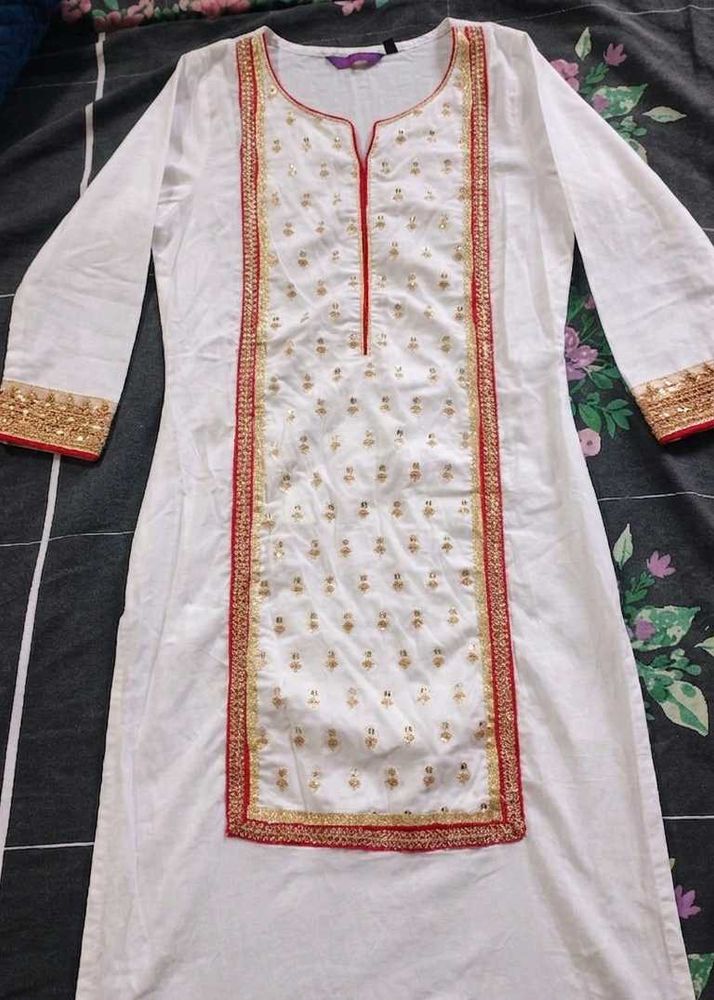 Embroidered White Kurta