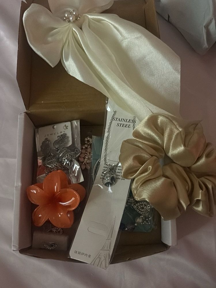 Assorted mystery jewellery jar