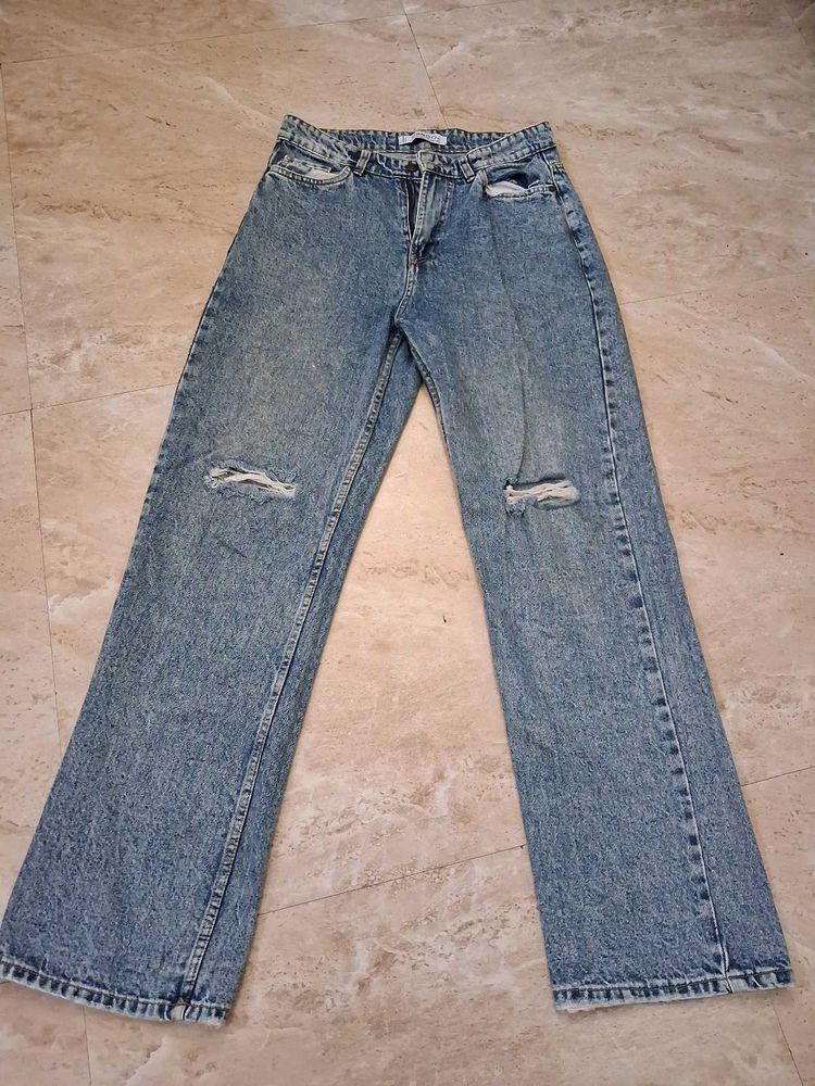 Trendy Ripped Blue Jeans