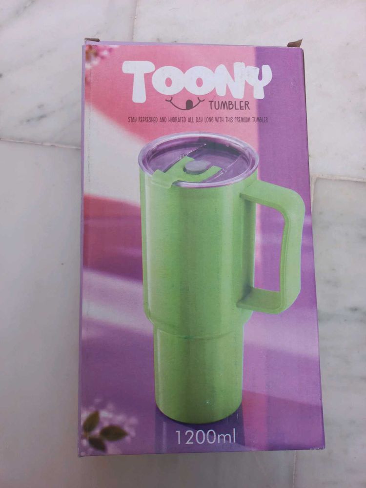 Toony Tumbler Green only one