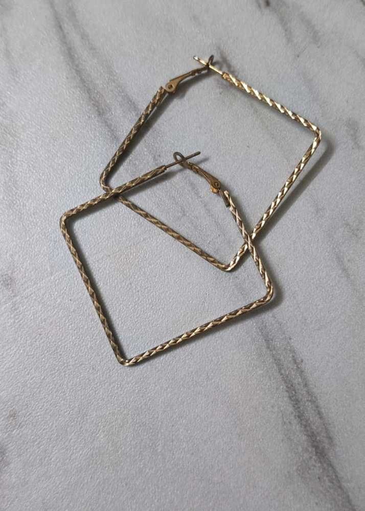 Vintage Style Dangle Earrings