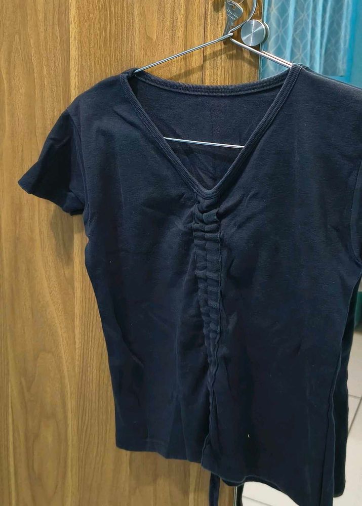 Cute Black V-Neck Top